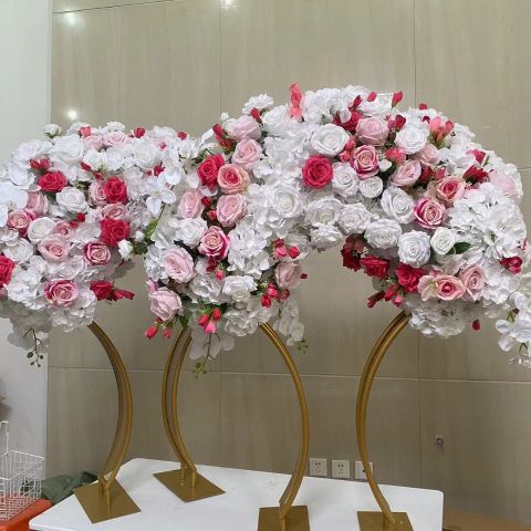 White Curved Flower Arrangement with Gold Centerpiece Stand